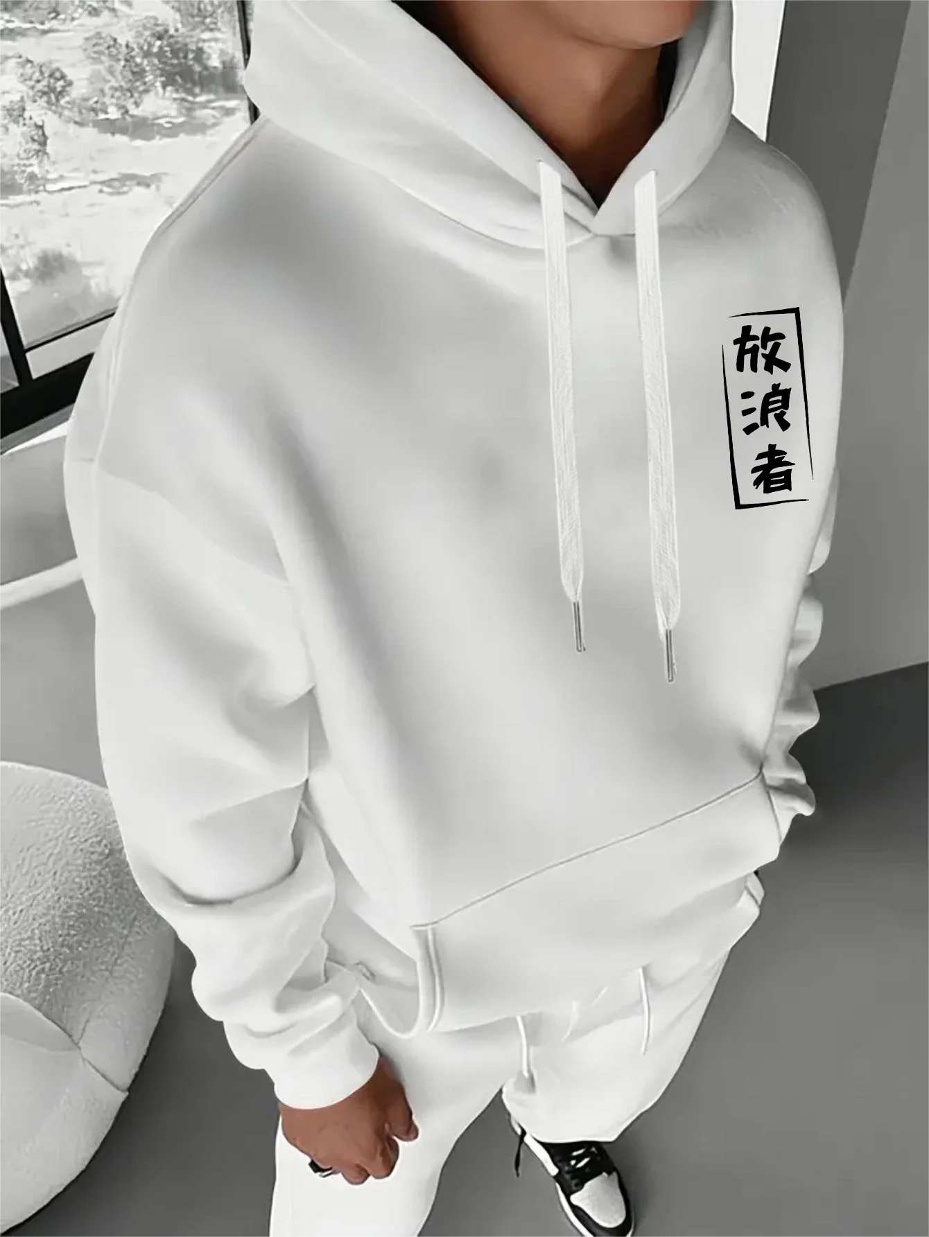 sweat à capuche graphique samouraï pour hommes – imprimé épéiste d'inspiration japonaise avec fleurs de cerisier et soleil rouge sweat à capuche graphique samouraï pour hommes – imprimé épéiste d'inspiration japonaise avec fleurs de cerisier et soleil rouge