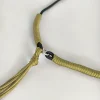 anneau de cou de cheval en nylon fait à la main – pendentif décoratif tissé, sûr et confortable pour tous les chevaux
