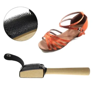 Brosse métallique pour chaussures de danse de ballet, housse de protection en PU, manche en bois, l&rsquo;offre elles en daim de salle de Rh, brosses pour livres de chaussures de danse salsa latine