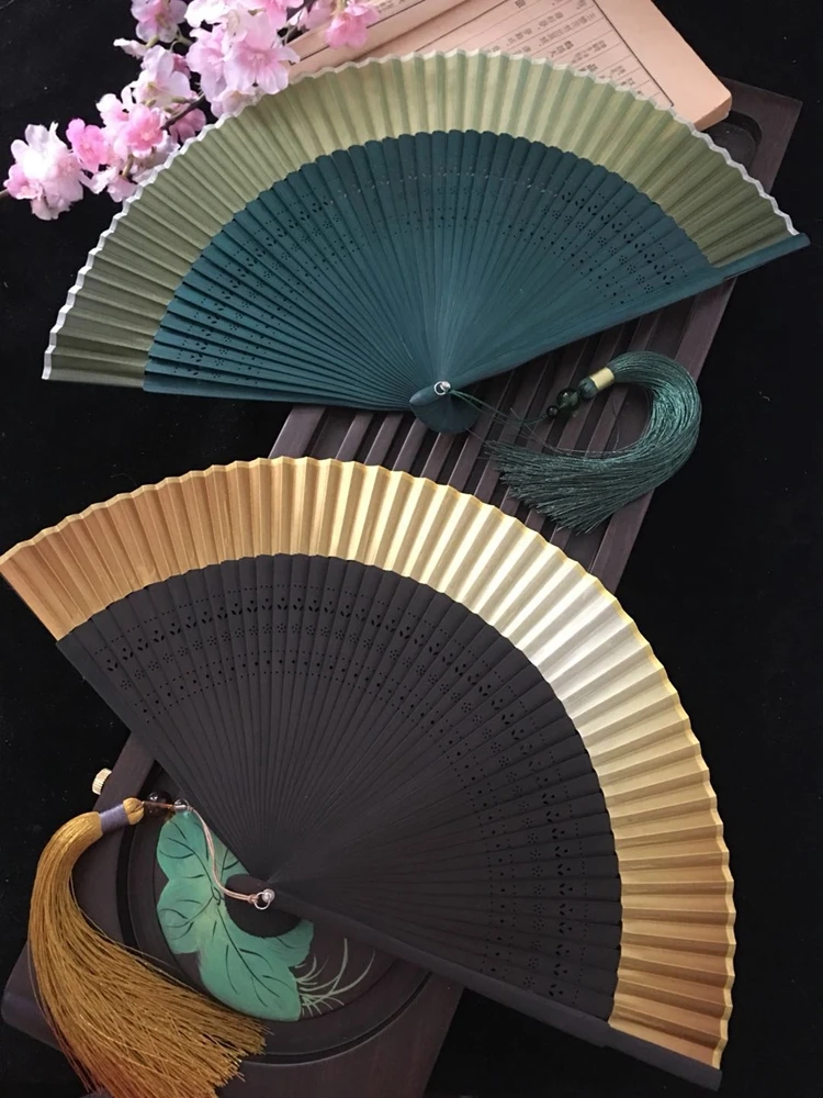Éventail pliant de style japonais Edo, kimono féminin, véritable petite fleur sculptée, nickel é, blanc, doré Éventail pliant de style japonais Edo, kimono féminin, véritable petite fleur sculptée, nickel é, blanc, doré