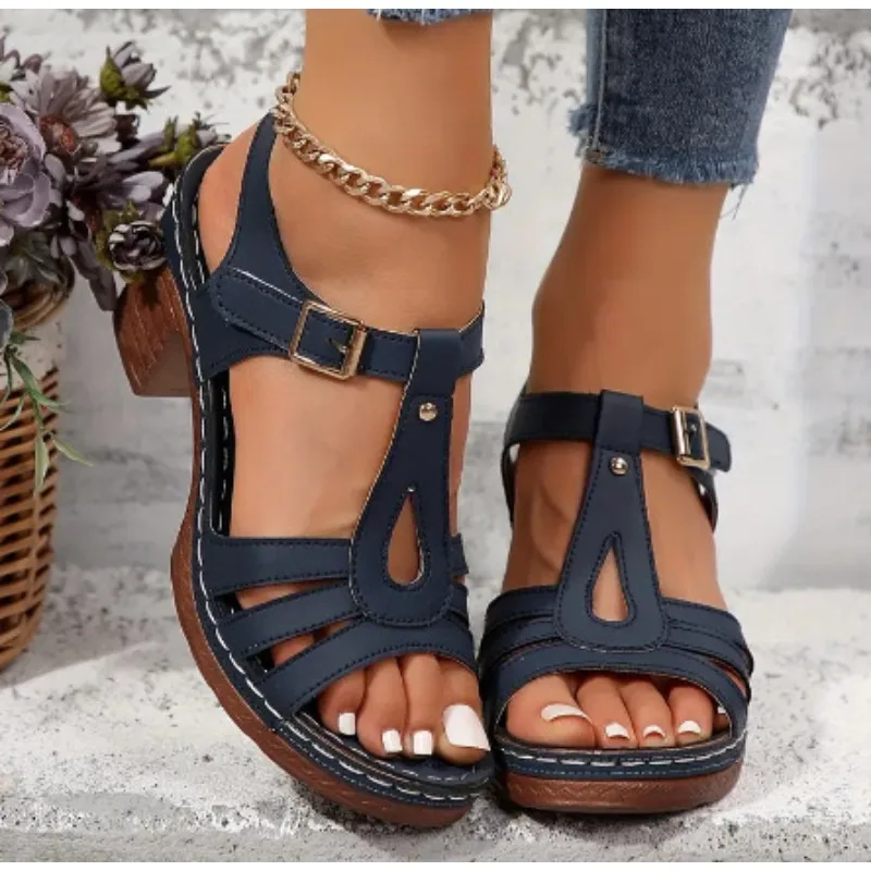 sandales à talons hauts pour femmes 2025summer nouvelles sandales à talons compensés sandales en cuir rétro dames sandales à plate forme décontractée sandalias mujer sandales à talons hauts pour femmes 2025summer nouvelles sandales à talons compensés sandales en cuir rétro dames sandales à plate forme décontractée sandalias mujer