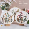 kit de broderie de pratique de fleurs pour adultes apprendre différentes compétences de broderie de fleurs pour débutant, cadeau de bricolage pour adultes