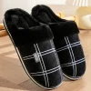 pantoufles de maison à carreaux pour hommes, chaussures chaudes, douces, confortables, antidérapantes, semelle robuste, grande taille 40 50