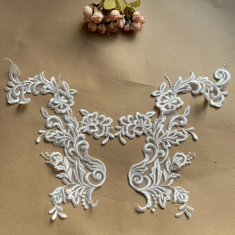 dentelle brodée blanche de riz de contour de fil d'argent de modèle européen, matériaux de patch de robe de mariage de bricolage, combinaison d'ab, nouveau, 2024 dentelle brodée blanche de riz de contour de fil d'argent de modèle européen, matériaux de patch de robe de mariage de bricolage, combinaison d'ab, nouveau, 2024
