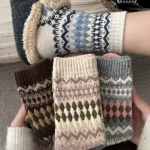 Chaussettes chaudes en laine de Style ethnique rétro japonais, style nordique, chaussettes à poils épais, chaussettes de Confinement, automne et hiver Chaussettes chaudes en laine de Style ethnique rétro japonais, style nordique, chaussettes à poils épais, chaussettes de Confinement, automne et hiver