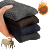 2025 nouveau hiver Super plus épais chaussettes chaudes laine hommes femmes chaussettes solides chaussettes laine mérinos chaussettes contre la neige froide Terry chaussettes