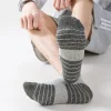 chaussettes de course athlétiques à la cheville chaussettes de sport coupe basse chaussettes rembourrées respirantes pour hommes femmes 5 paires / lot de chaussettes