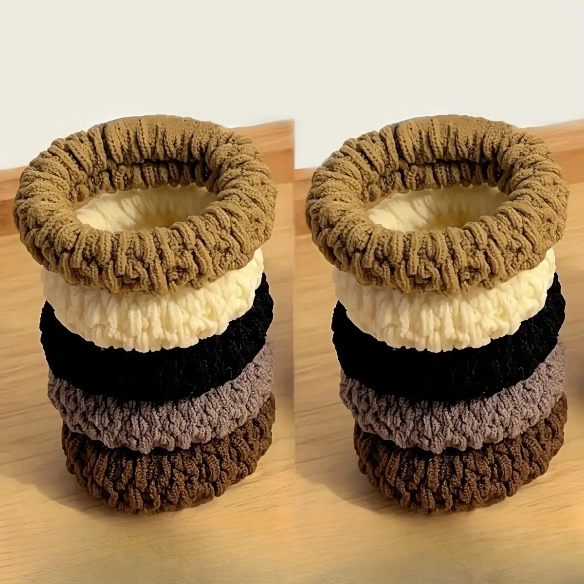 hairties, chouchous pour cheveux durables à haute élasticité – porte queue de cheval en tricot épais sans couture dans des couleurs assorties hairties, chouchous pour cheveux durables à haute élasticité – porte queue de cheval en tricot épais sans couture dans des couleurs assorties