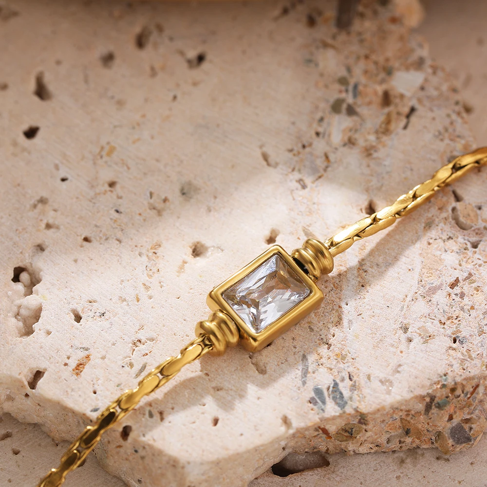 vintage hiphop 18k plaqué or carré cristal bange bracelet pour femmes en acier inoxydable étanche brillant zircon bracelets bijoux vintage hiphop 18k plaqué or carré cristal bange bracelet pour femmes en acier inoxydable étanche brillant zircon bracelets bijoux