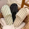 pantoufles de maison rayées de style japonais pour femmes, pantoufles d'intérieur légères et antidérapantes, douces et confortables, diapositives de chambre de couple