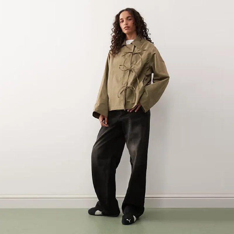 vestes à bretelles avec nœud papillon pour femme, manteaux amples à revers et manches longues avec poches, vêtements d'extérieur quotidiens de rue, automne 2025 vestes à bretelles avec nœud papillon pour femme, manteaux amples à revers et manches longues avec poches, vêtements d'extérieur quotidiens de rue, automne 2025