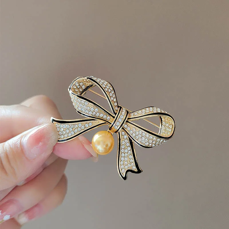 broche élégante avec nœud en perles pour femmes, corsage de luxe haut de gamme, épingle de cardigan anti éblouissement pour un usage quotidien broche élégante avec nœud en perles pour femmes, corsage de luxe haut de gamme, épingle de cardigan anti éblouissement pour un usage quotidien
