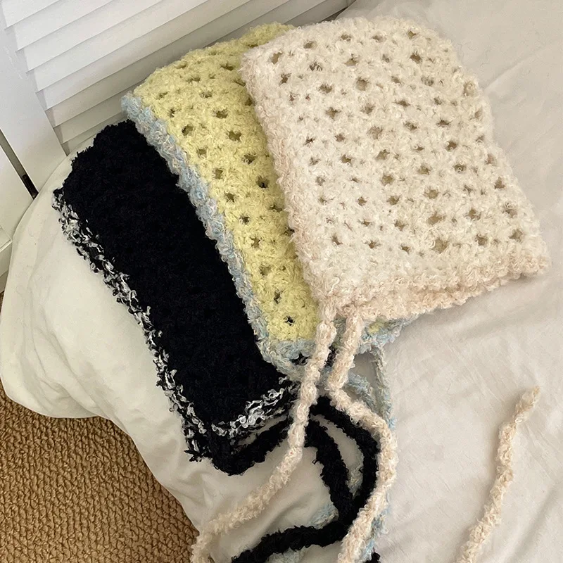 Japonais fait à la main au Crochet contrasté tricoté pull chapeau mignon à lacets couvre-chef laine épaisse montrant le visage petite casquette de bombardier Japonais fait à la main au Crochet contrasté tricoté pull chapeau mignon à lacets couvre-chef laine épaisse montrant le visage petite casquette de bombardier