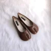 tabi ninja chaussures femme microfibre cuir chaussures plates confortables bout fendu pantoufles mocassins à fond souple bref dames trotter mocassins 2023