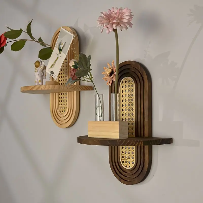 Étagère murale suspendue de style nordique, en rotin indonésien japonais, support à fleurs en bois massif, décoration murale pour maison Étagère murale suspendue de style nordique, en rotin indonésien japonais, support à fleurs en bois massif, décoration murale pour maison