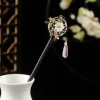 baguettes à cheveux chinoises vintage en bois pour femmes, épingles à cheveux de luxe faites à la main, baguettes à fleurs, accessoire de bijoux pour tête de fête de mariage