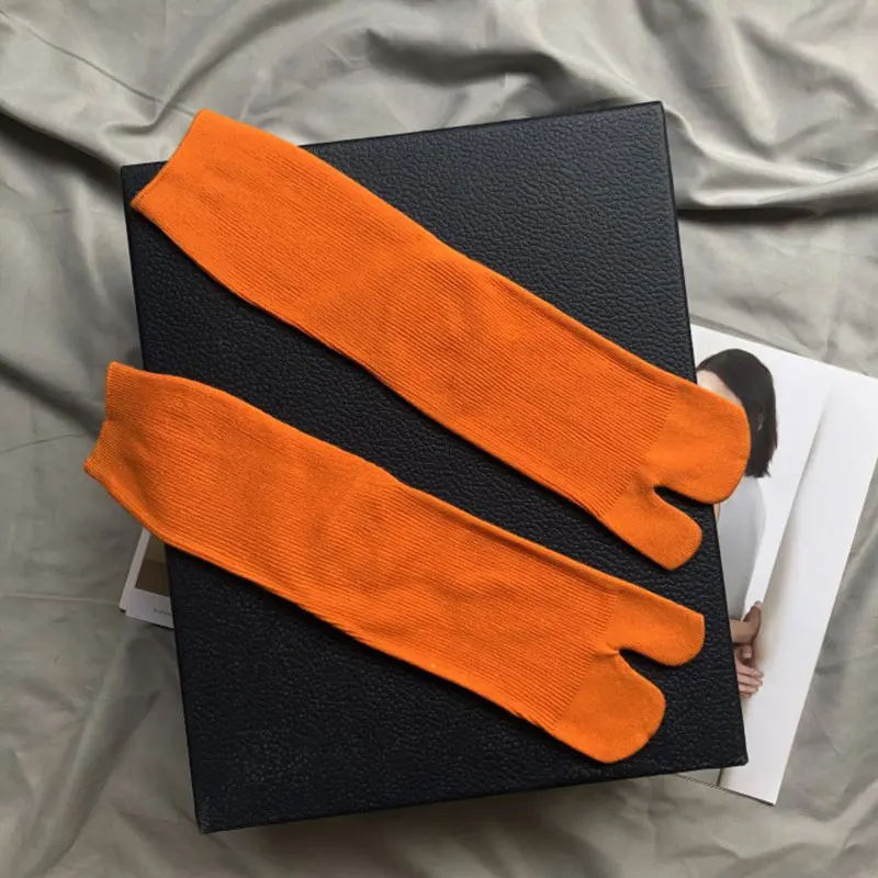 chaussettes fendues en coton peigné de haute qualité pour hommes et femmes, chaussettes tabi unisexes, chaussettes à deux doigts simples et confortables, chaussettes vintage japonaises, nouveau chaussettes fendues en coton peigné de haute qualité pour hommes et femmes, chaussettes tabi unisexes, chaussettes à deux doigts simples et confortables, chaussettes vintage japonaises, nouveau