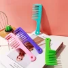 Grand peigne à cheveux bouclés à dents larges pour femmes, peigne à cheveux lisses, sans nœud, peigne de coiffure épais, outils de coiffure