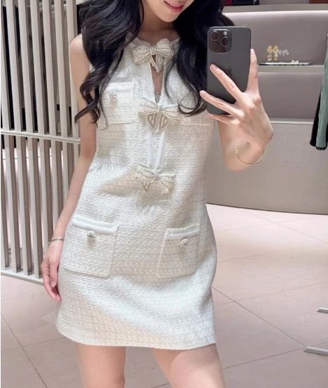 Robes féminines élégantes blanc cassé, Mini robe sans manches avec nœud, taille haute, coupe cintrée Robes féminines élégantes blanc cassé, Mini robe sans manches avec nœud, taille haute, coupe cintrée