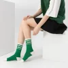 chaussettes vertes en coton à la mode, style japonais ins, tube moyen, harajuku, chaussettes de sport d'automne et d'hiver pour femmes et hommes