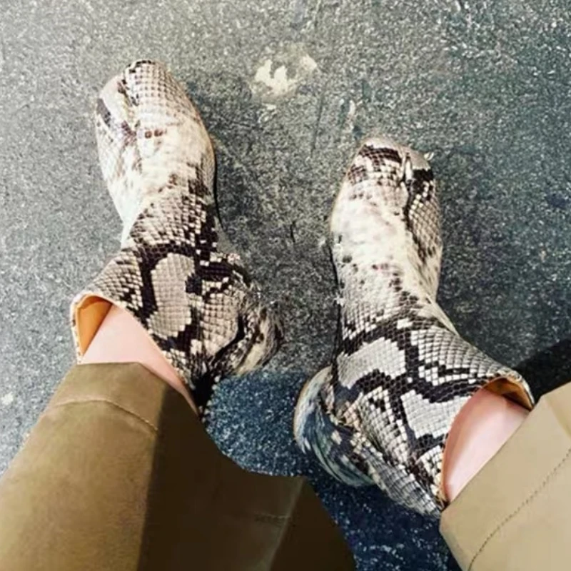 tabi bottes noires fendues pour femme, design de marque, chaussures de rinçage imprimées pour salle, escarpins épais à talons hauts pour femme, hiver tabi bottes noires fendues pour femme, design de marque, chaussures de rinçage imprimées pour salle, escarpins épais à talons hauts pour femme, hiver