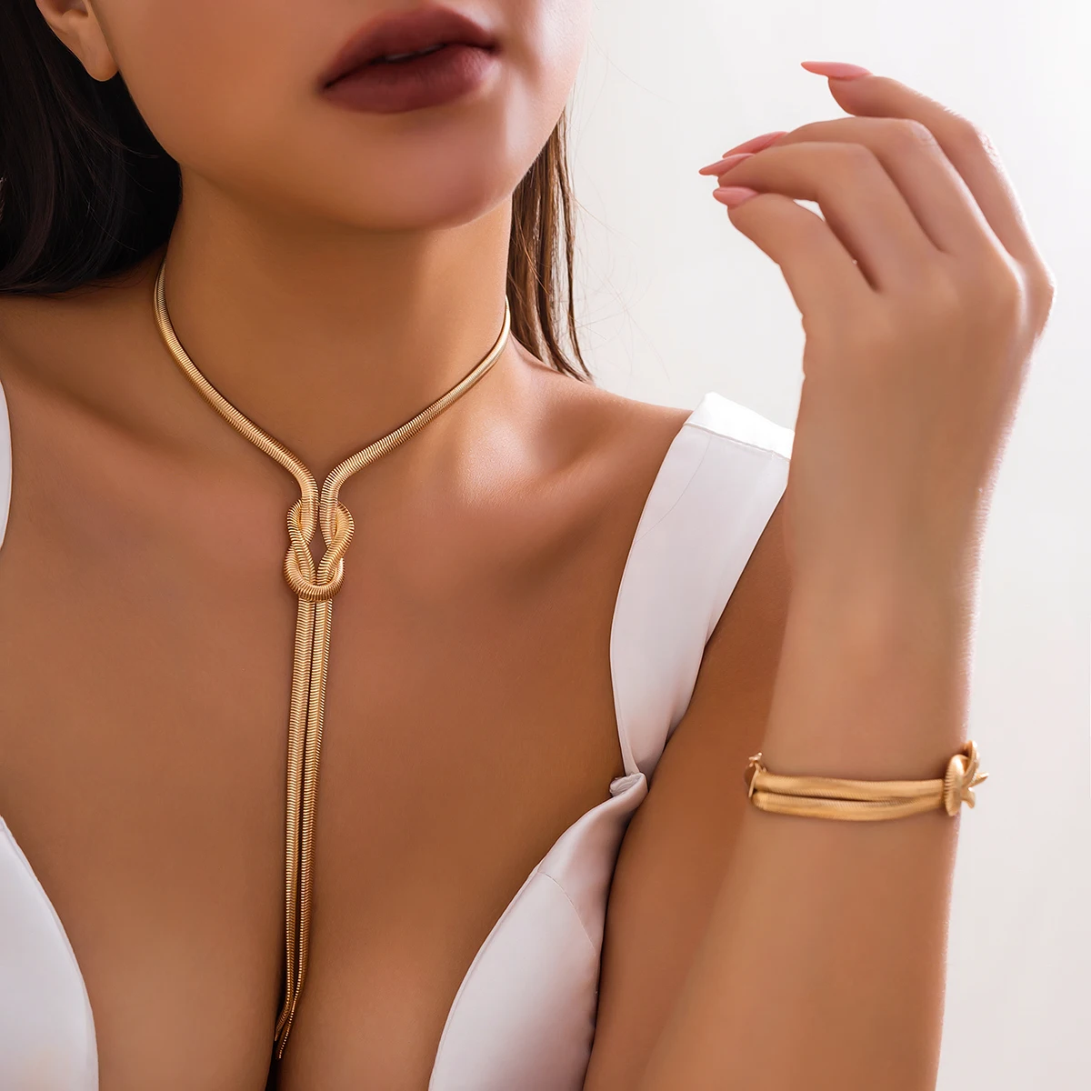 2 pièces/ensemble sexy lisse longue serpent torsadé chaîne collier bracelet pour femmes vintage goth gland tour de cou y2k bijoux accessoires nouveau 2 pièces/ensemble sexy lisse longue serpent torsadé chaîne collier bracelet pour femmes vintage goth gland tour de cou y2k bijoux accessoires nouveau