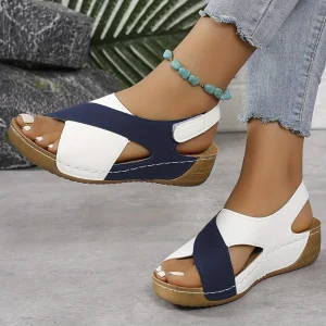 Sandales à plateforme pour femmes, mélange de couleurs, chaussures de luxe de styliste pour femmes, sandales de plage décontractées, costumes sur mesure, été