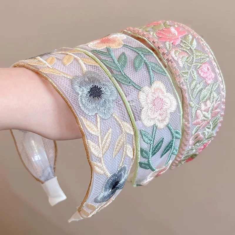 bandeau à fleurs brodé rétro pour femmes, tissu à fleurs de haute qualité, bord large avec dents, bandeau à la mode bandeau à fleurs brodé rétro pour femmes, tissu à fleurs de haute qualité, bord large avec dents, bandeau à la mode