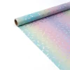 ensemble de rouleaux de papier d'emballage holographique, emballage cadeau en feuille arc en ciel brillant irisé avec points, confettis et lettrage joyeux anniversaire