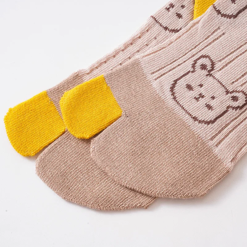 5 paires de chaussettes tabi à deux orteils pour enfants, chaussettes mignonnes en coton pur à mailles fines avec tête d'ours et d'animal de dessin animé pour bébés garçons et filles de 3 à 6 à 12 ans 5 paires de chaussettes tabi à deux orteils pour enfants, chaussettes mignonnes en coton pur à mailles fines avec tête d'ours et d'animal de dessin animé pour bébés garçons et filles de 3 à 6 à 12 ans