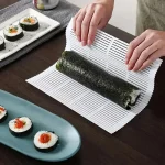 Bricolage Silicone Sushi rouleau tapis lavable réutilisable japonais Sushi rouleau moule tapis bricolage alimentaire roulement riz fabricant de roulement gâteau rouleau Pad