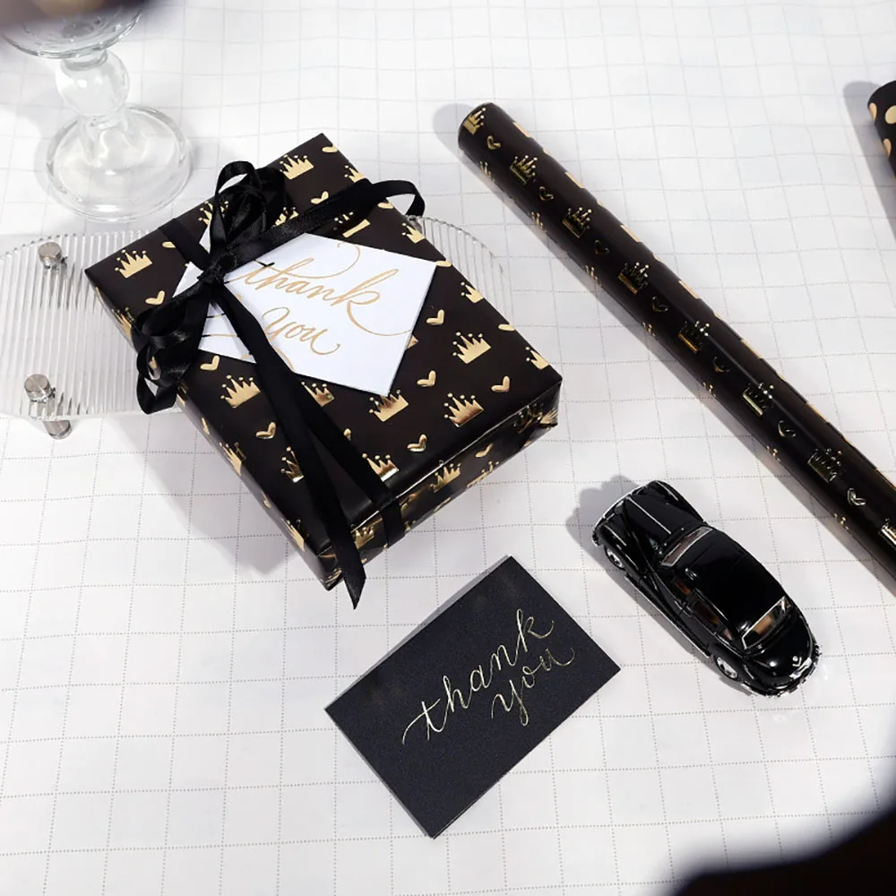 papier d'emballage cadeau flexible enduit noir, papier d'emballage de noël classique pour poupées plus grandes, ensembles de livres pour la saint valentin papier d'emballage cadeau flexible enduit noir, papier d'emballage de noël classique pour poupées plus grandes, ensembles de livres pour la saint valentin