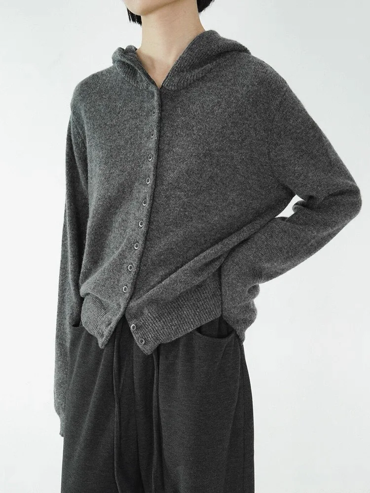 cardigan à capuche pour femme, pull en pur cachemire, veste tricotée européenne à capuche épaisse, nouvelle collection automne/hiver 2025 100% cardigan à capuche pour femme, pull en pur cachemire, veste tricotée européenne à capuche épaisse, nouvelle collection automne/hiver 2025 100%