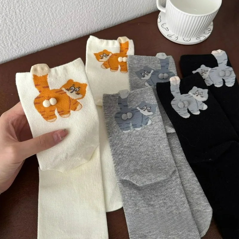 chaussettes de chat drôles coréennes avec boule chaussettes en coton pour femmes chaussettes douces respirantes créatives fille femmes chaussettes cadeaux pour les amoureux des chats chaussettes de chat drôles coréennes avec boule chaussettes en coton pour femmes chaussettes douces respirantes créatives fille femmes chaussettes cadeaux pour les amoureux des chats