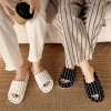 pantoufles de maison rayées de style japonais pour femmes, pantoufles d'intérieur légères et antidérapantes, douces et confortables, diapositives de chambre de couple