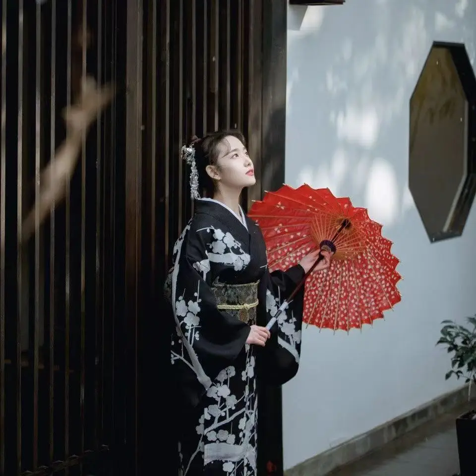 robe longue de style vintage pour femmes, kimono japonais traditionnel, noir, peignoir, vêtements de cosplay, robe de photographie, entrée de document, 2023 robe longue de style vintage pour femmes, kimono japonais traditionnel, noir, peignoir, vêtements de cosplay, robe de photographie, entrée de document, 2023