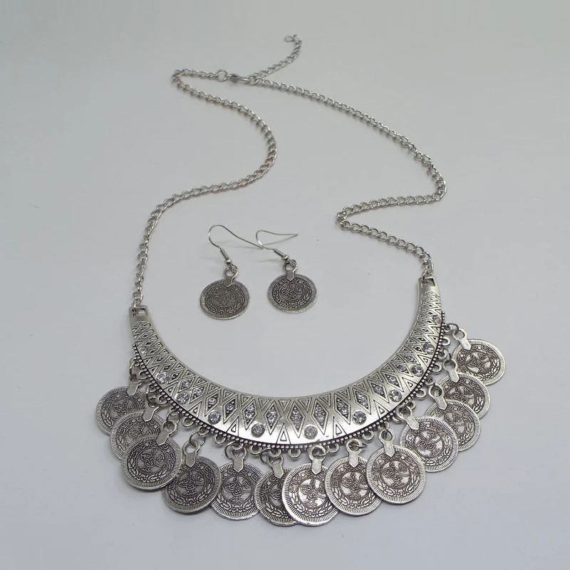 ensemble de bijoux ethniques tribaux gitanes pour femmes, tour de cou boho, colliers de la présidence, déclaration vintage, pièce de monnaie, gland, collier en biscuits, boucles d'oreilles ensemble de bijoux ethniques tribaux gitanes pour femmes, tour de cou boho, colliers de la présidence, déclaration vintage, pièce de monnaie, gland, collier en biscuits, boucles d'oreilles