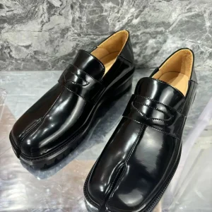 Mocassins Tabi italiens hommes bout fendu chaussures à semelle épaisse décontracté en cuir verni Tabis Tebby Tabbi chaussures plates noires gros Mocassin Tabi