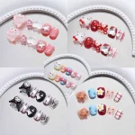 10 pièces enfants dessin animé Kuromi Hello Kitty ma mélodie presse sur ongles faux ongles manucure courte tête ronde avec nœud papillon faux ongles 10 pièces enfants dessin animé Kuromi Hello Kitty ma mélodie presse sur ongles faux ongles manucure courte tête ronde avec nœud papillon faux ongles