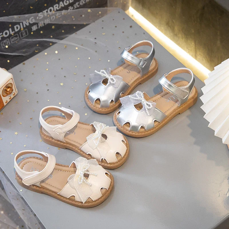 Sandales princesse pour enfants, nouvelle mode d’été 2025, Style coréen, fond souple, antidérapant, découpes polyvalentes, chaussure douce Sandales princesse pour enfants, nouvelle mode d’été 2025, Style coréen, fond souple, antidérapant, découpes polyvalentes, chaussure douce