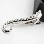 Pieuvre personnalisée pour hommes et femmes, clip simple, léger, plat, formel, trempé, banquet, accessoire d’affaires, mode haut de gamme, adapté aux deux Pieuvre personnalisée pour hommes et femmes, clip simple, léger, plat, formel, trempé, banquet, accessoire d’affaires, mode haut de gamme, adapté aux deux