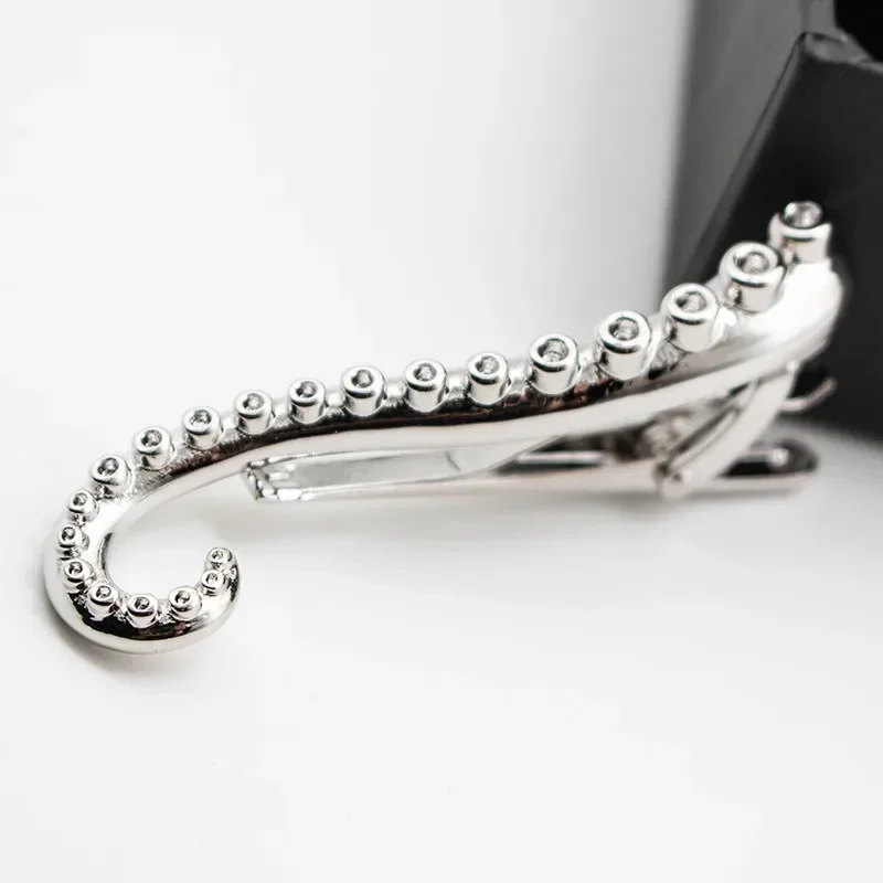 Pieuvre personnalisée pour hommes et femmes, clip simple, léger, plat, formel, trempé, banquet, accessoire d’affaires, mode haut de gamme, adapté aux deux Pieuvre personnalisée pour hommes et femmes, clip simple, léger, plat, formel, trempé, banquet, accessoire d’affaires, mode haut de gamme, adapté aux deux