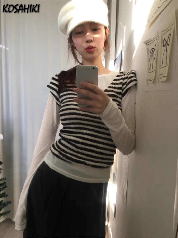 Économie grunge vintage à rayures pour femmes, t-shirts courts dégradés esthétiques, fond en fourrure Y2K, streetwear Harajuku Économie grunge vintage à rayures pour femmes, t-shirts courts dégradés esthétiques, fond en fourrure Y2K, streetwear Harajuku