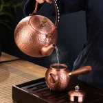 Théière en cuivre rouge faite à la main pour cérémonie du thé chinois, service à thé Kung Fu pur, rétro, garder en bonne santé, bouilloire à thé Théière en cuivre rouge faite à la main pour cérémonie du thé chinois, service à thé Kung Fu pur, rétro, garder en bonne santé, bouilloire à thé