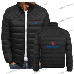 Veste en coton légère, pliable et chaude pour hommes Suzuki avec fermeture éclair complète, survêtement court épais. Veste en coton légère, pliable et chaude pour hommes Suzuki avec fermeture éclair complète, survêtement court épais.
