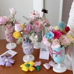 INS – Vase à fleurs en plastique avec nœud papillon, décoratif esthétique, Arrangement floral de mariage, pot de fleurs DIY, décoration de maison et de bureau INS – Vase à fleurs en plastique avec nœud papillon, décoratif esthétique, Arrangement floral de mariage, pot de fleurs DIY, décoration de maison et de bureau