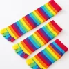 chaussettes pour femmes arc en ciel rayé cinq doigts bout fendu coton mi tube chaussettes lignes colorées simple sport drôle bas en gros