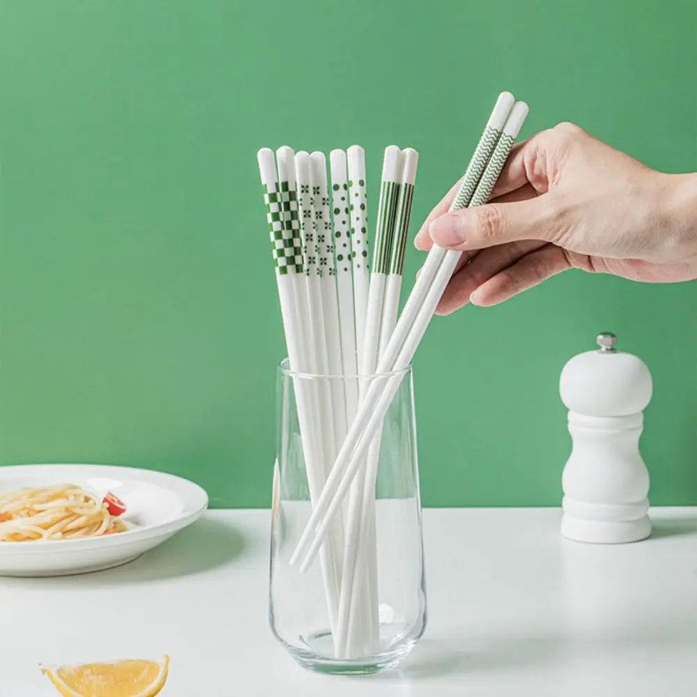 baguettes chinoises simples en céramique, 5 paires de baguettes à motifs géométriques, style ins, anti brûlure, résistantes au moule, pour sushi baguettes chinoises simples en céramique, 5 paires de baguettes à motifs géométriques, style ins, anti brûlure, résistantes au moule, pour sushi