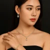 ensemble de bijoux de mariée de luxe vintage, élégant et exquis, collier et boucles d'oreilles, tempérament, zircon, strass, bracelet de mariage
