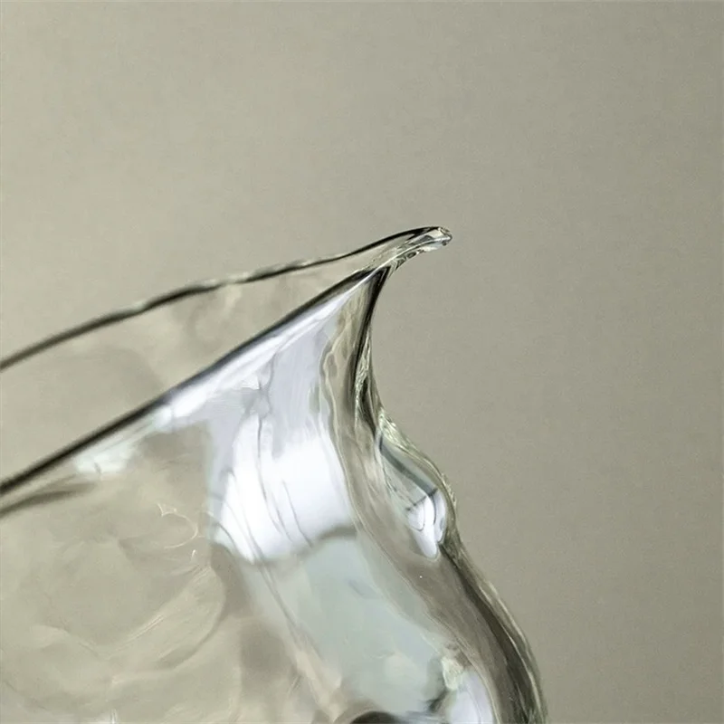 tasse juste japonaise de forme irrégulière de 180ml, distributeur de thé en verre à haute teneur en borosilicate résistant à la chaleur, service à thé chahai kung fu tasse juste japonaise de forme irrégulière de 180ml, distributeur de thé en verre à haute teneur en borosilicate résistant à la chaleur, service à thé chahai kung fu